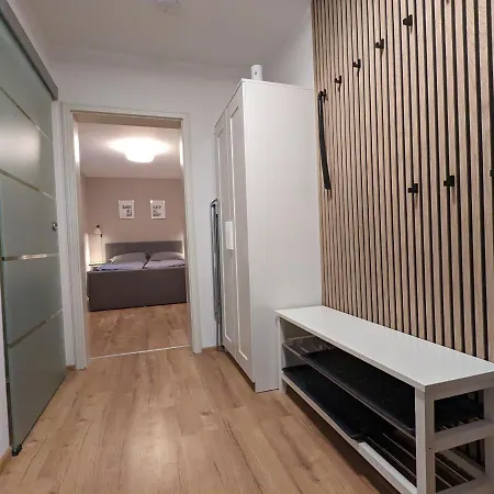 Pool - Sauna - 150m Skilift - Bikepark - Zentrum - Loft Lorenz Apartman Winterberg