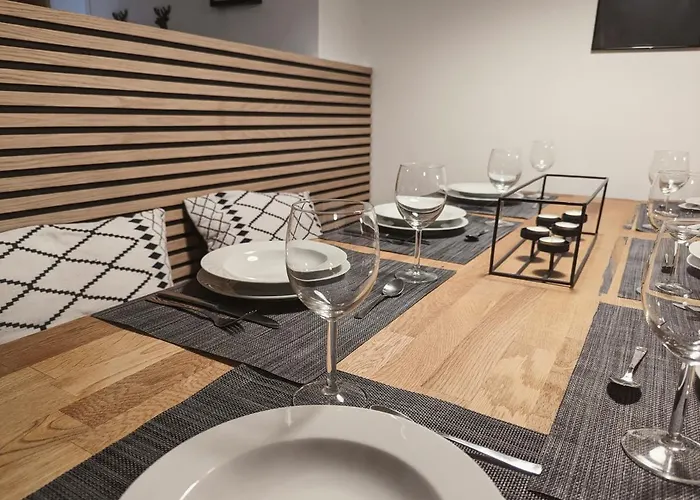 Pool - Sauna - 150m Skilift - Bikepark - Zentrum - Loft Lorenz Appartement Winterberg